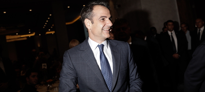 Ο Μητσοτάκης καλωσορίζει Τατσόπουλο-Πανούτσο: «Η διεύρυνση της ΝΔ συνεχίζεται δυναμικά»