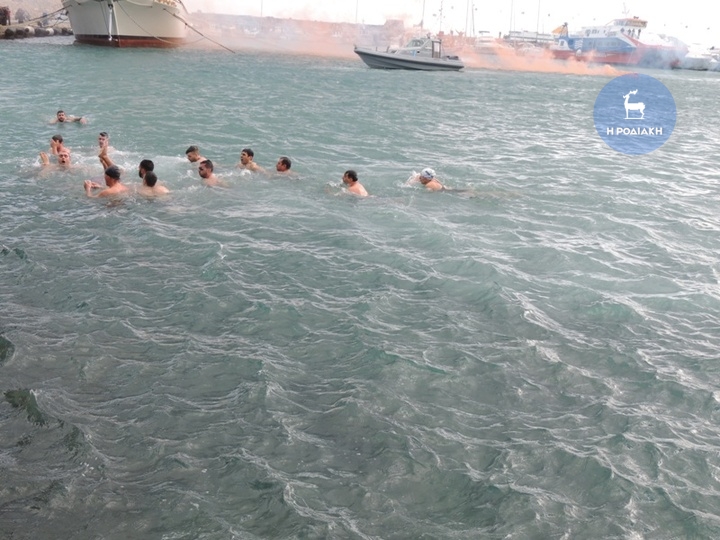 Με λαμπρότητα γιορτάστηκαν τα Θεοφάνεια σε όλη τη χώρα [εικόνες]  , φωτογραφία-15