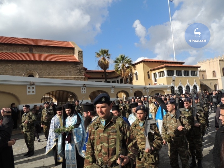 Με λαμπρότητα γιορτάστηκαν τα Θεοφάνεια σε όλη τη χώρα [εικόνες]  , φωτογραφία-17