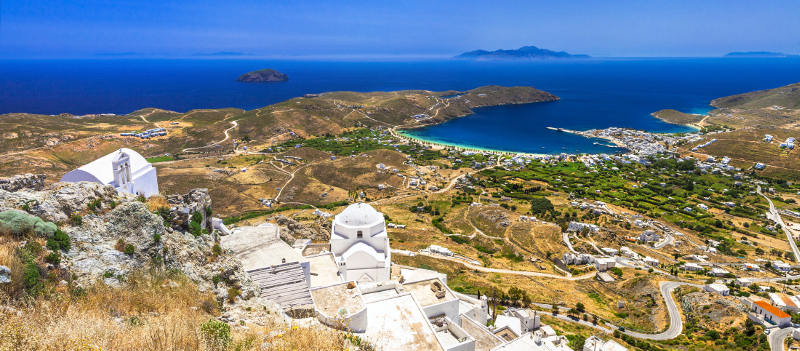 Διθύραμβοι της Guardian για ελληνικό νησί. «Εκεί πηγαίνουν οι Αθηναίοι που... ξέρουν» (Photos)