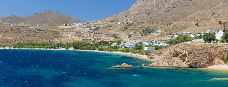 Διθύραμβοι της Guardian για ελληνικό νησί. «Εκεί πηγαίνουν οι Αθηναίοι που... ξέρουν» (Photos)