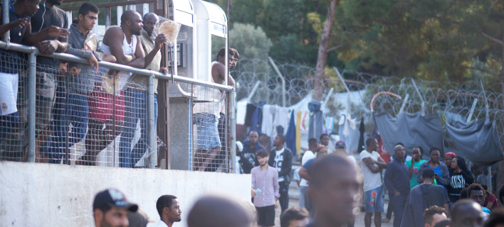 Αναβρασμός στη Σάμο: Γενική απεργία την Πέμπτη -Ζητούν αποσυμφόρηση από τους πρόσφυγες  