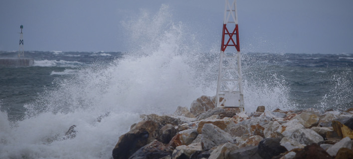 Stormy winds on Tuesday / Photo: EUROKINISSI- THANASIS DIMOPOULOS