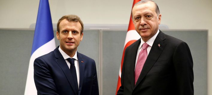 Πυρ και μανία ο Ερντογάν με τον Μακρόν: Είναι ανιστόρητος και αρχάριος στην πολιτική