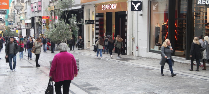 ΕΣΕΕ: Στο «κόκκινο» μία στις τέσσερις επιχειρήσεις 