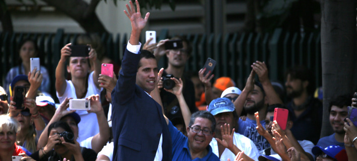 Ο πρόεδρος της Εθνοσυνέλευσης της Βενεζουέλας Χουάν Γκουαιδό- φωτογραφία AP