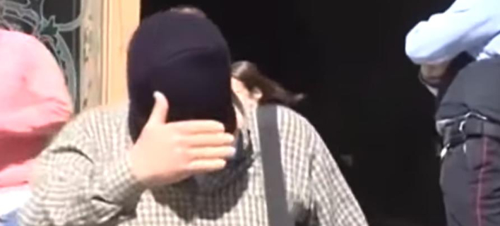 ΠαιδεÏαÏÏÎ®Ï ÎµÎºÏαιδεÏ
ÏικÏÏ Ï
ÏοÏÏηÏίζει ÏÏι Ïον κάλÏ
ÏÏε Îνα μοναÏÏÎ¹ÎºÏ Ïάγμα (BίνÏεο: El Pais)