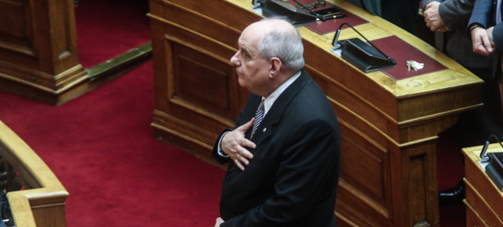 Η ορκωμοσία του Τέρενς Κουίκ -Φωτογραφία: EUROKINISSI/ ΧΡΗΣΤΟΣ ΜΠΟΝΗΣ
