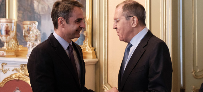 Ο Κυριάκος Μητσοτάκης & ο Σεργκέι Λαβρόφ(Φωτογραφία:EUROKINISSI/ΓΡ. ΤΥΠΟΥ ΝΔ/ΔΗΜΗΤΡΗΣ ΠΑΠΑΜΗΤΣΟΣ)