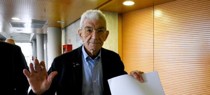 Ο Γιάννης ΜπουτάÏης εδωσε συνÎντευξη Ï„Ïπου και ανακοίνωσε και επισήμως την Ï€Ïόθεσή του να μην είναι ξανά υποψήφιος- φωτογÏαφία intimenews