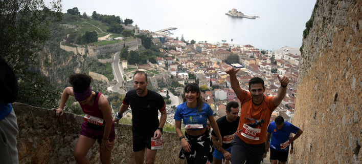 Ναύπλιο: Παλαμήδειος Αθλος από 400 αθλητές-Ανέβηκαν τρέχοντας τα 999 σκαλιά 
