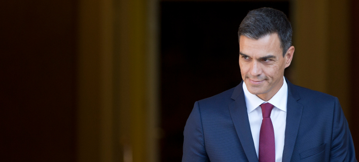 O Ï€ÏÏ‰Î¸Ï…Ï€Î¿Ï…ÏÎ³ÏŒÏ‚ Ï„Î·Ï‚ Î™ÏƒÏ€Î±Î½Î¯Î±Ï‚ Î Î­Î´ÏÎ¿ Î£Î¬Î½Ï„ÏƒÎµÎ¸ (Î¦Ï‰Ï„Î¿Î³ÏÎ±Ï†Î¯Î±: AP/Paul White)