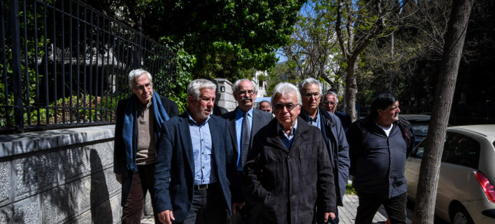 «Οχι» από το Μαξίμου στους συνταξιούχους για τα αναδρομικά -«Ναι» σε συντάξεις χηρείας και 120 δόσεις