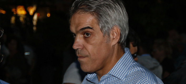 Με τον Κώστα Μπακογιάννη ο Χρήστος Τεντόμας -Αποσύρει την υποψηφιότητά του για τον δήμο Αθηναίων