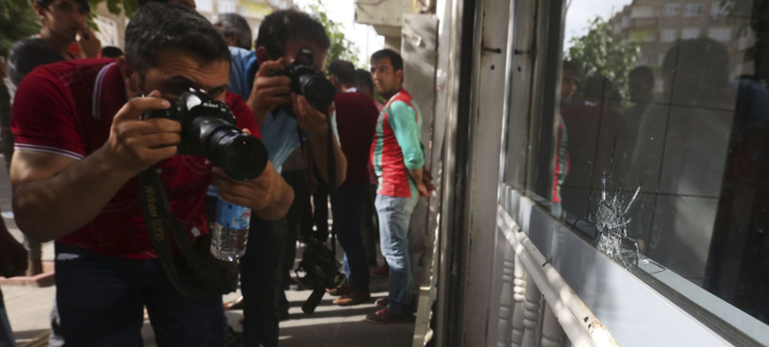 Ασιατικές πορνοστάρ εικόνες