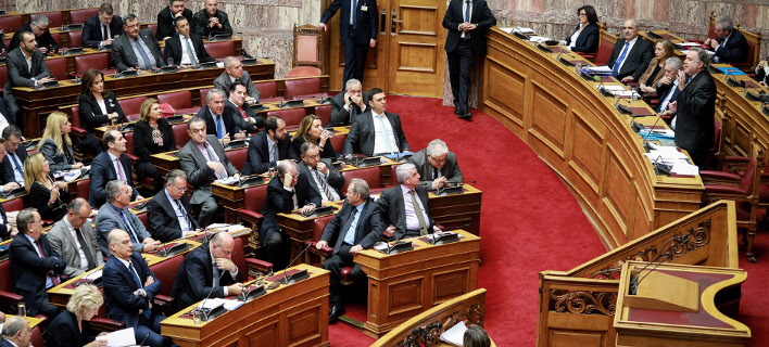 ΝΔ μετά το μπλόκο στο νομοσχέδιο για το ΑΣΕΠ: Εχουμε κυβέρνηση μειοψηφίας -Πάλι ψάχνει πρόθυμους