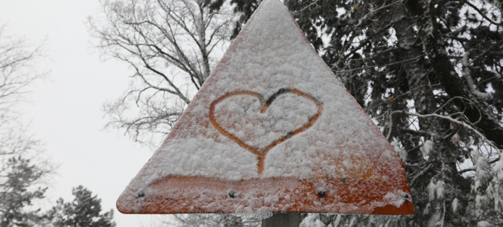 Î§Î¹ÏŒÎ½Î¹ ÏƒÎµ Ï€Î¹Î½Î±ÎºÎ¯Î´Î± ÏƒÎ®Î¼Î±Î½ÏƒÎ·Ï‚/ Î¦Ï‰Ï„Î¿Î³ÏÎ±Ï†Î¯Î±: INTIME NEWS- Î›Î™Î‘ÎšÎŸÎ£ Î“Î™Î‘ÎÎÎ—Î£