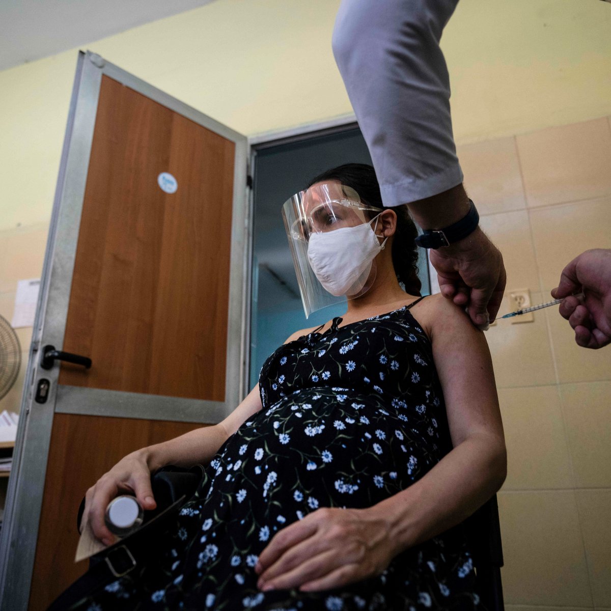 Εμβόλια και εγκυμοσύνη: Τι δείχνουν νέες έρευνες για τον εμβολιασμό κατά του κορωνοϊού πριν και κατά την κύηση | ΥΓΕΙΑ | iefimerida.gr