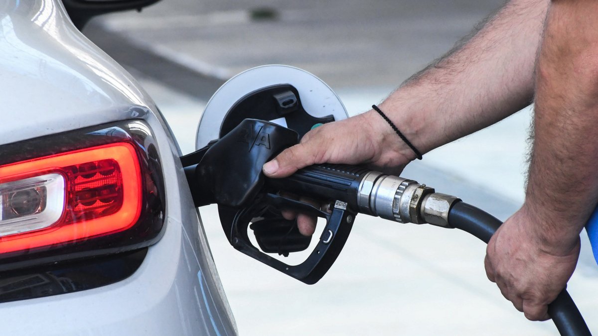 Η τιμή της βενζίνης στην Ικαρία Η τιμή της βενζίνης στην Ικαρία