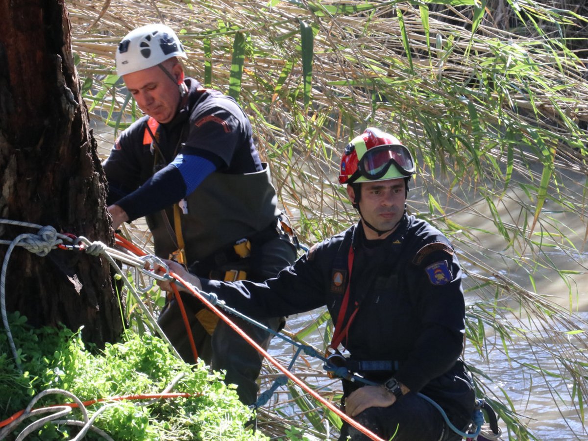 Χανιά: Συγκλονιστική επιχείρηση διάσωσης 29χρονου που έπεσε σε χαράδρα στα Λευκά  Όρη - iefimerida.gr