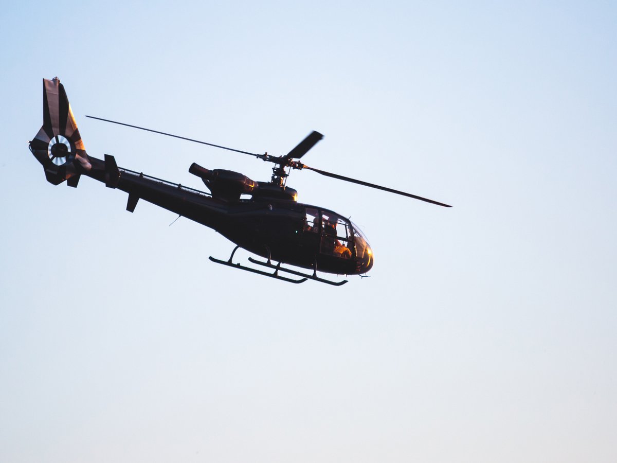 Σοκαριστικό δυστύχημα με ελικόπτερο στα Σπάτα -Ο έλικας διαμέλισε νεαρό  επιβάτη - iefimerida.gr