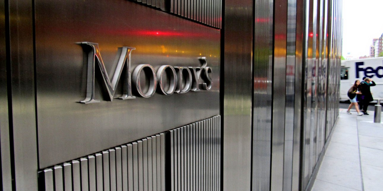 Οικος Moody's