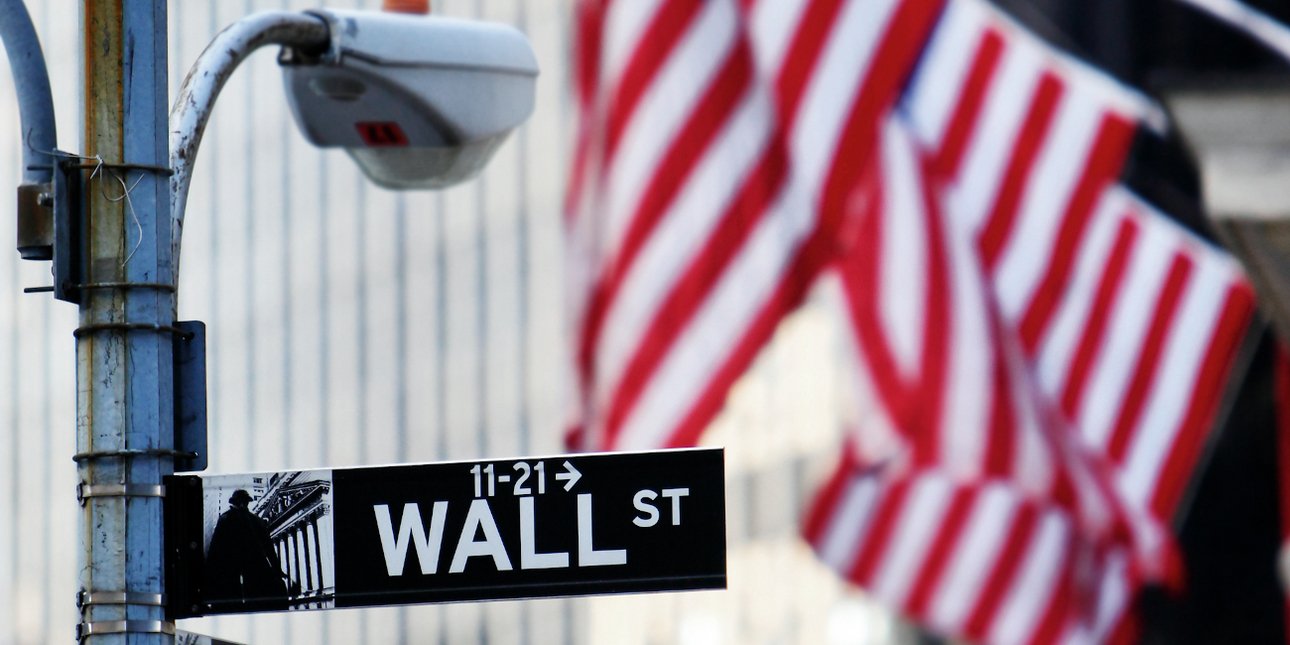 Wall Street: Κλείσιμο με μεικτές τάσεις
