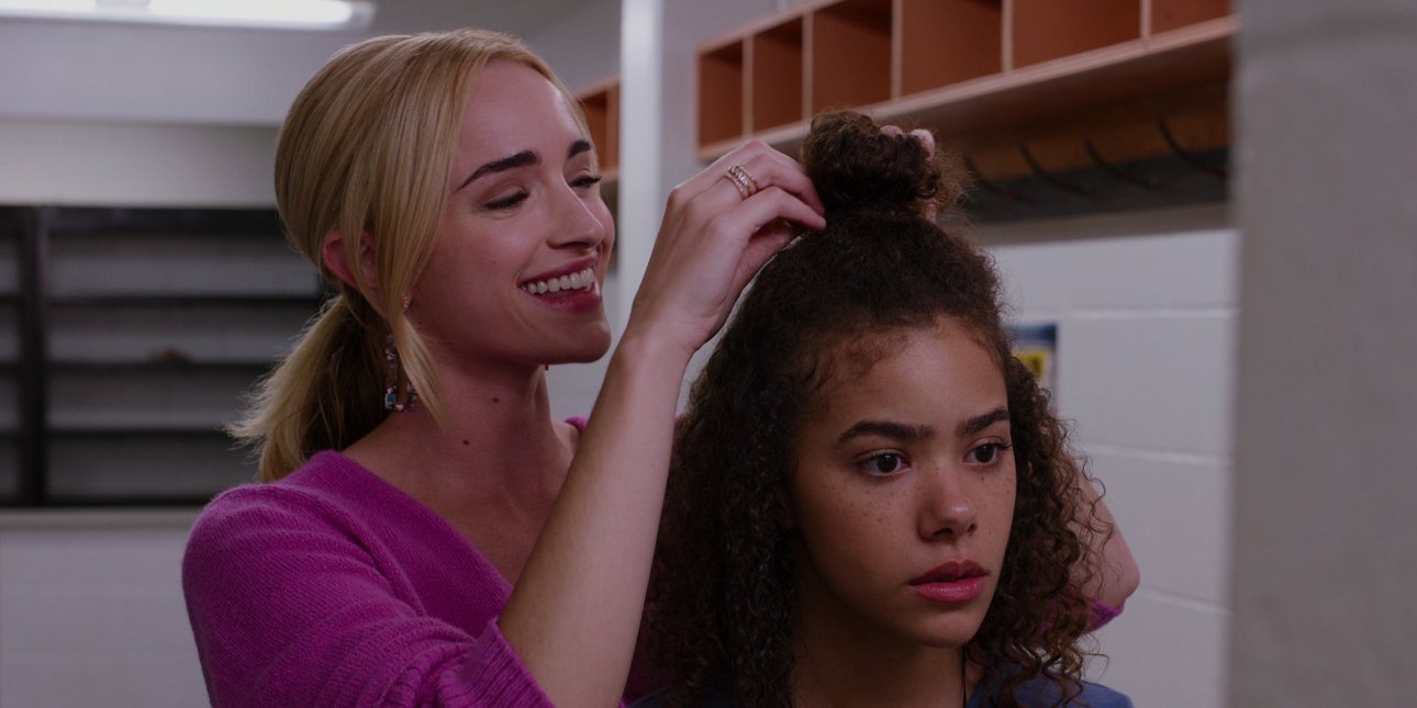 Netflix Σάρωσε η σειρά «Τζίνι και Τζόρτζια» και έτσι επιστρέφει με νέα