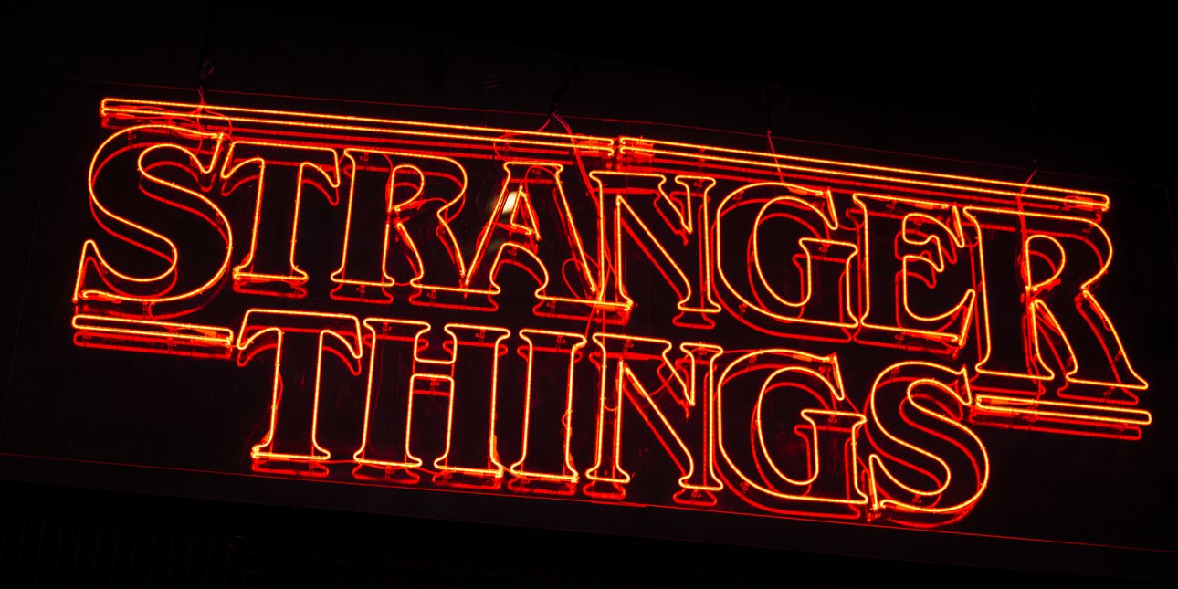 10 χρόνια αργότερα, η 1η σεζόν του Stranger Things κρύβει ακόμα μια σκληρή αλήθεια