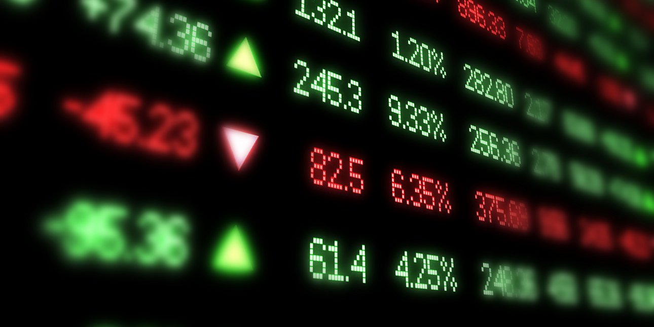 Το ευρώ ενισχύεται 0,37%, στα 1,161 δολάρια, σήμερα Δευτέρα 17 Αυγούστου