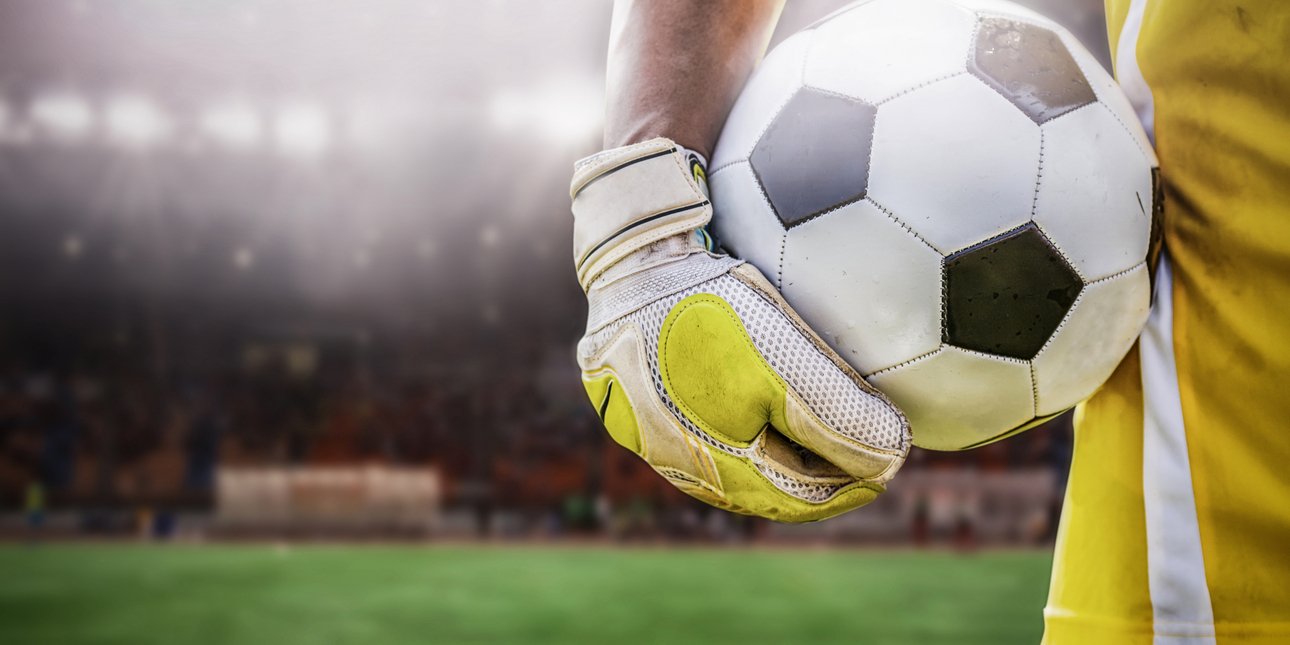 Ντέρμπι απόψε στη Super League, έρχεται εμβόλιμη αγωνιστική στην ...