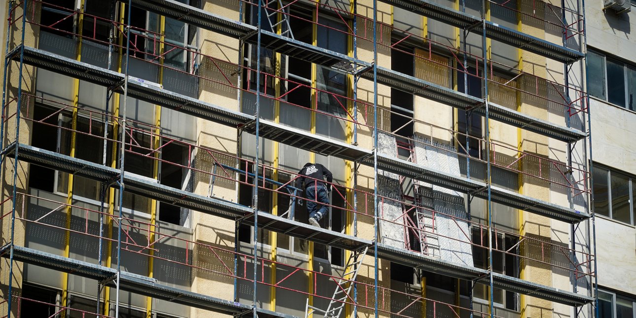 Εξοικονομώ: Ναι των προμηθευτών στη χρηματοδότηση των αναβαθμίσεων – Καμπανάκι από μηχανικούς