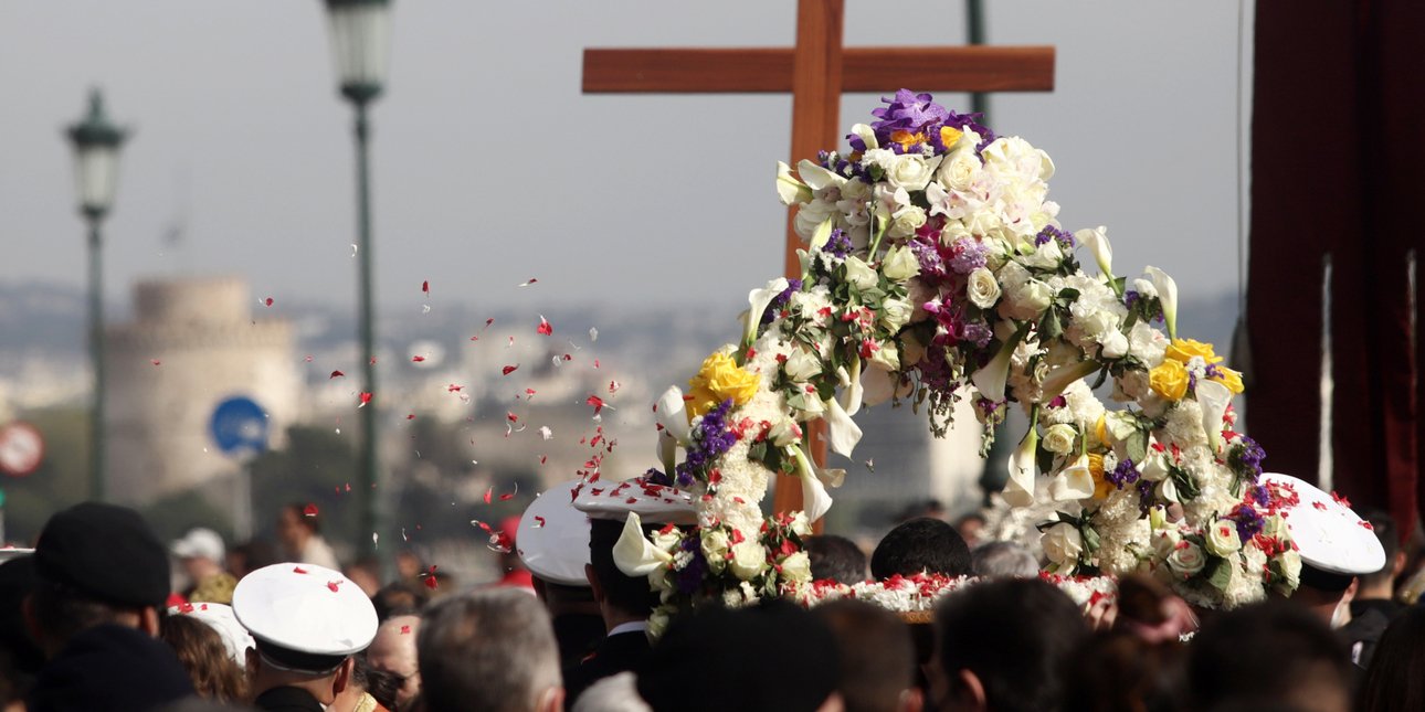 Μεγάλη Παρασκευή: Οι ώρες των ακολουθιών και η περιφορά του Επιταφίου