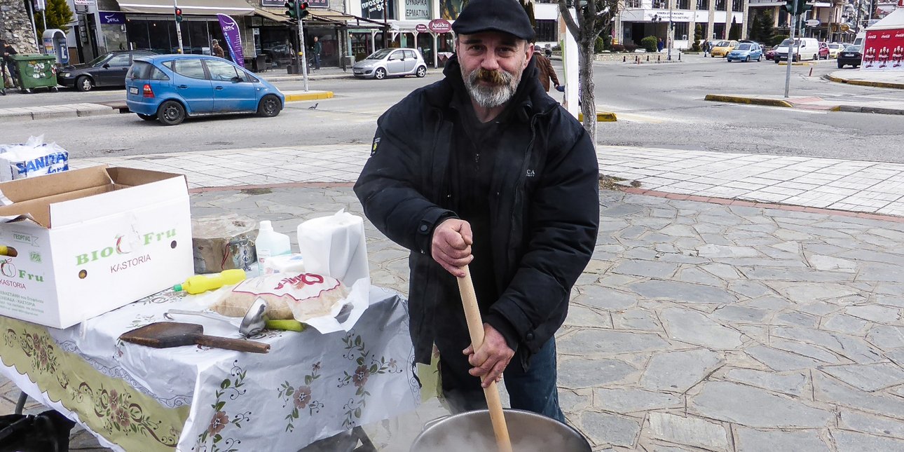 Ο Κωνσταντίνος Πολυχρονόπουλος, δημιουργός της κοινωνικής κουζίνας «Ο Άλλος Άνθρωπος»/ Φωτογραφία αρχείου: INTIME