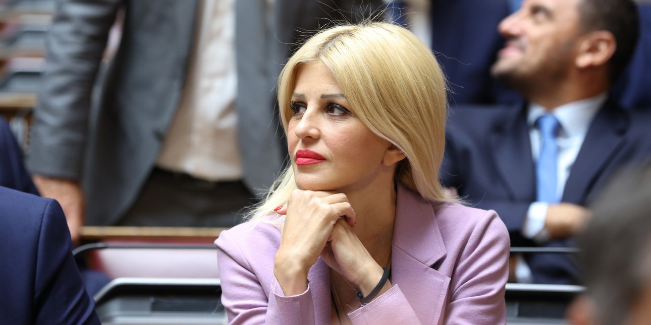 Πέθανε ο πατέρας της Έλενας Ράπτη