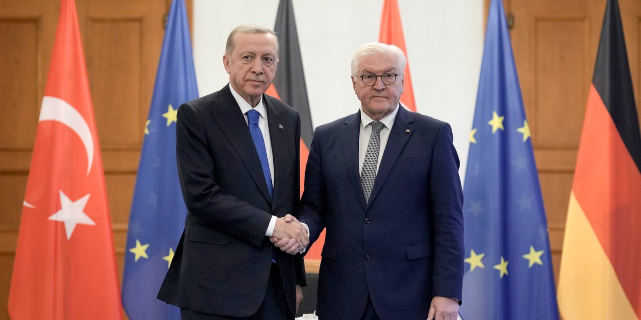 Συνομιλία Ερντογάν-Σταϊνμάγερ: Στο επίκεντρο οι διμερείς σχέσεις και οι πόλεμοι σε Ουκρανία και Μέση Ανατολή