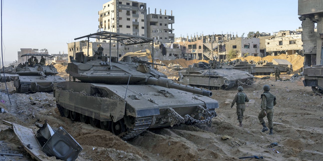 Το Ισραήλ κατεδαφίζει κτίρια στο νότιο Λίβανο, σύμφωνα με ΜΜΕ