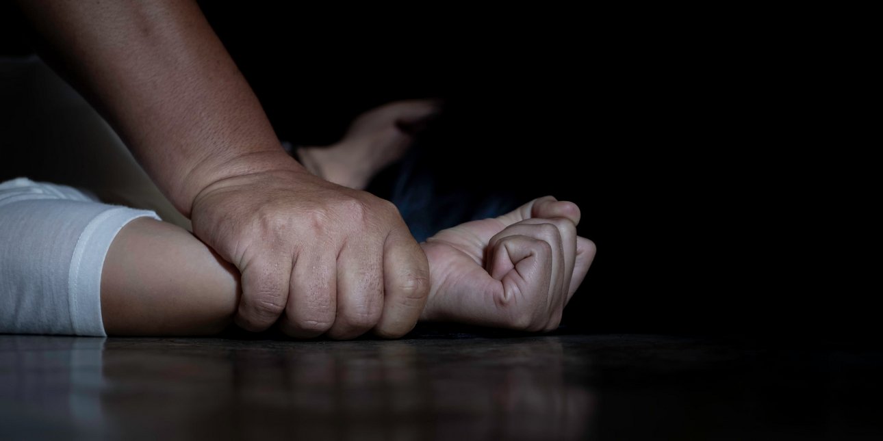 Συνελήφθη 47χρονος στη Θεσσαλονίκη -Η πρώην σύντροφός του κατήγγειλε πως την χτύπησε και προσπάθησε να την βιάσει