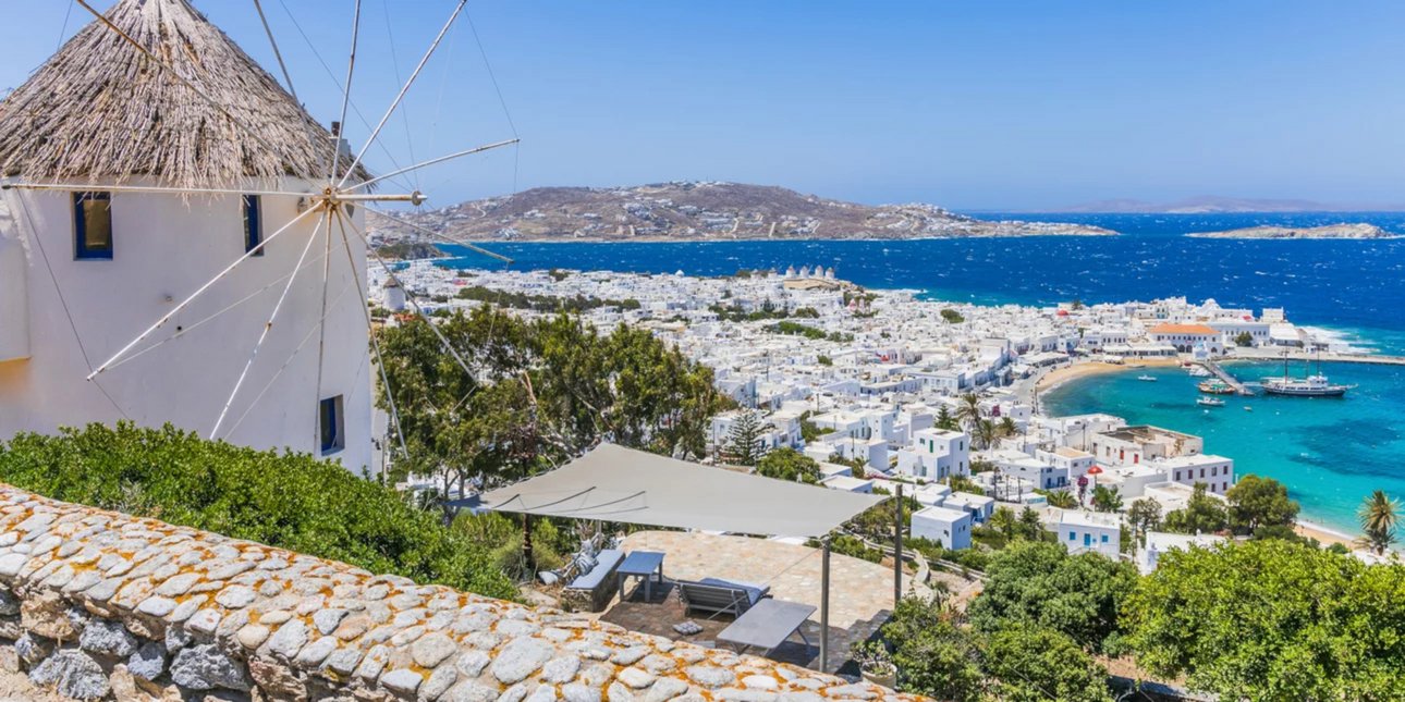 ΑΑΔΕ: Λουκέτο σε περίπτερο στη Μύκονο που δεν εξέδωσε αποδείξεις άνω των 90.000 ευρώ σε τέσσερις μήνες