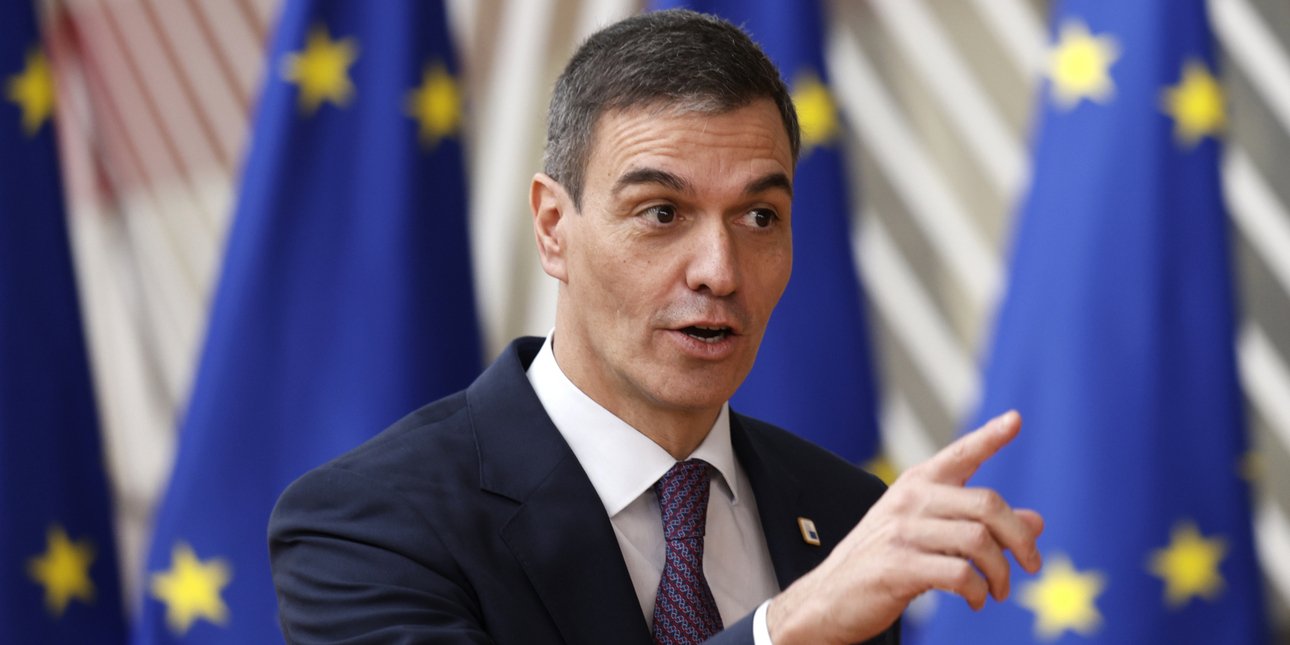 Αναγκαστική προσγείωση στην Άγκυρα έκανε το αεροσκάφος του Πέδρο Σάντσεθ – Λόγω τεχνικών προβλημάτων