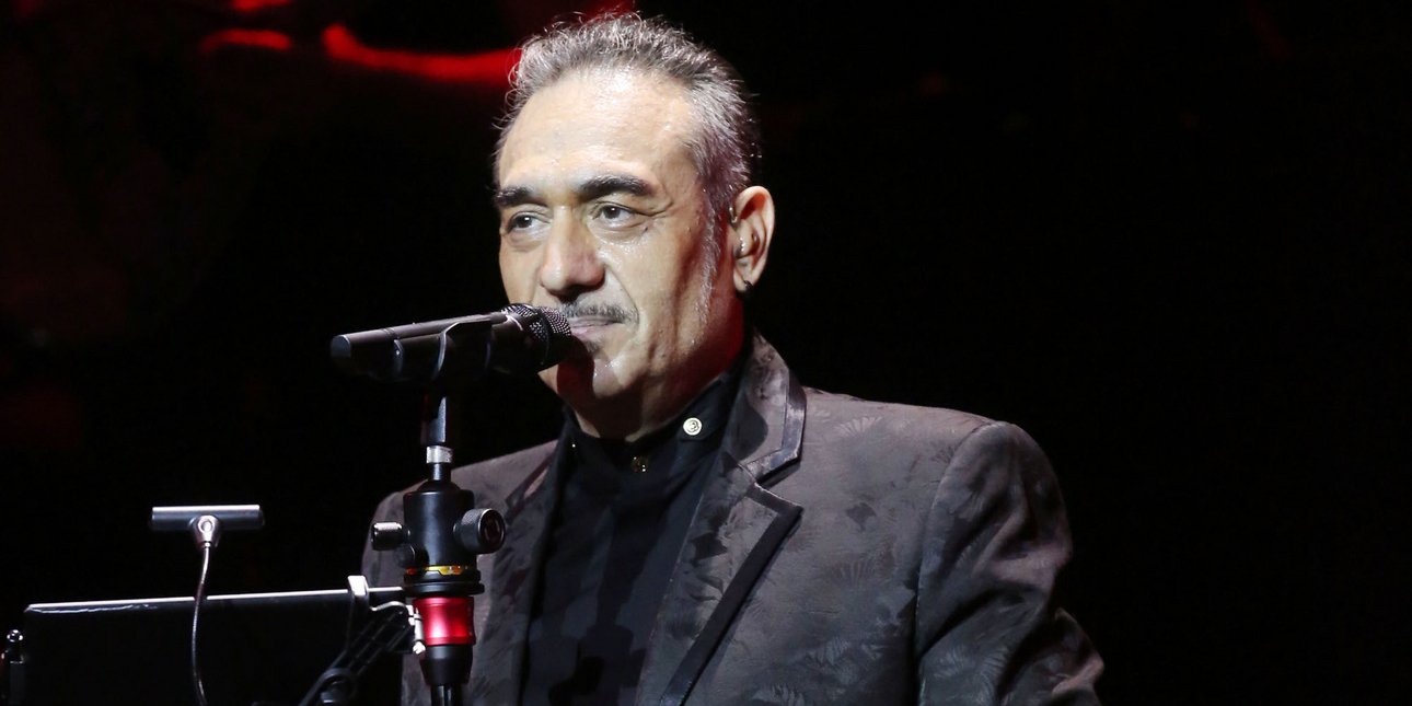 Η κόρη του Νότη Σφακιανάκη ξεκαθαρίζει: Δεν πωλείται η βίλα του στη Βάρκιζα – Δεν υπάρχουν οικονομικά προβλήματα
