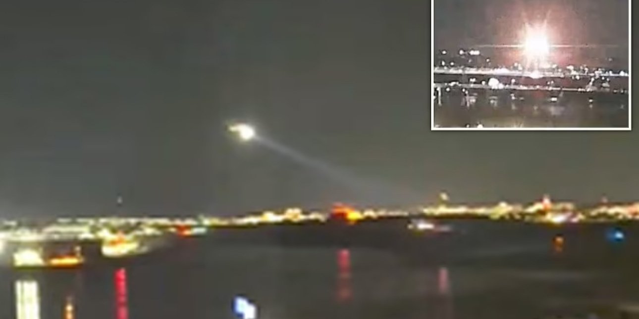 Βίντεο σοκ από τη σύγκρουση στον αέρα αεροπλάνου με ελικόπτερο