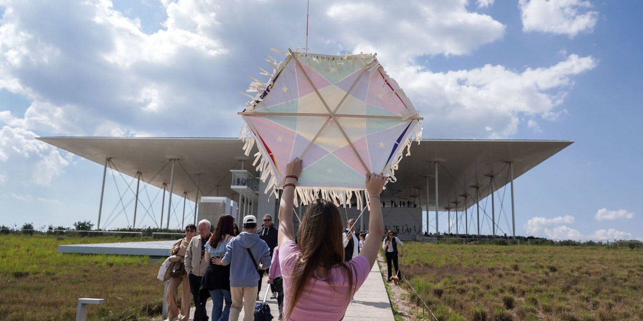 Αποκριά και Καθαρά Δευτέρα στο Κέντρο Πολιτισμού Ίδρυμα Σταύρος Νιάρχος χαρταετοί, χορός και πολλή μουσική