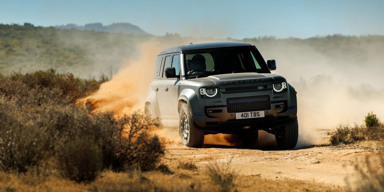 Στην ελληνική αγορά το κορυφαίο Land Rover Defender OCTA -Πόσο κοστίζει ...