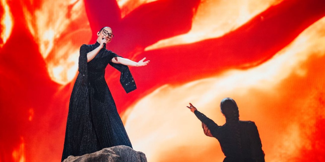 Η Κλαυδία στη σκηνή της Eurovision 2025