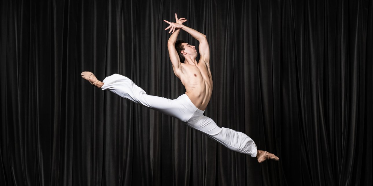 PARIS OPERA JUNIOR BALLET
