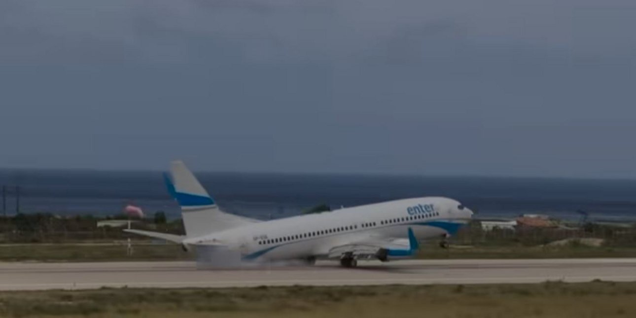 Περιπετειώδης προσγείωση για αεροσκάφος στη Ρόδο λόγω ισχυρών ανέμων