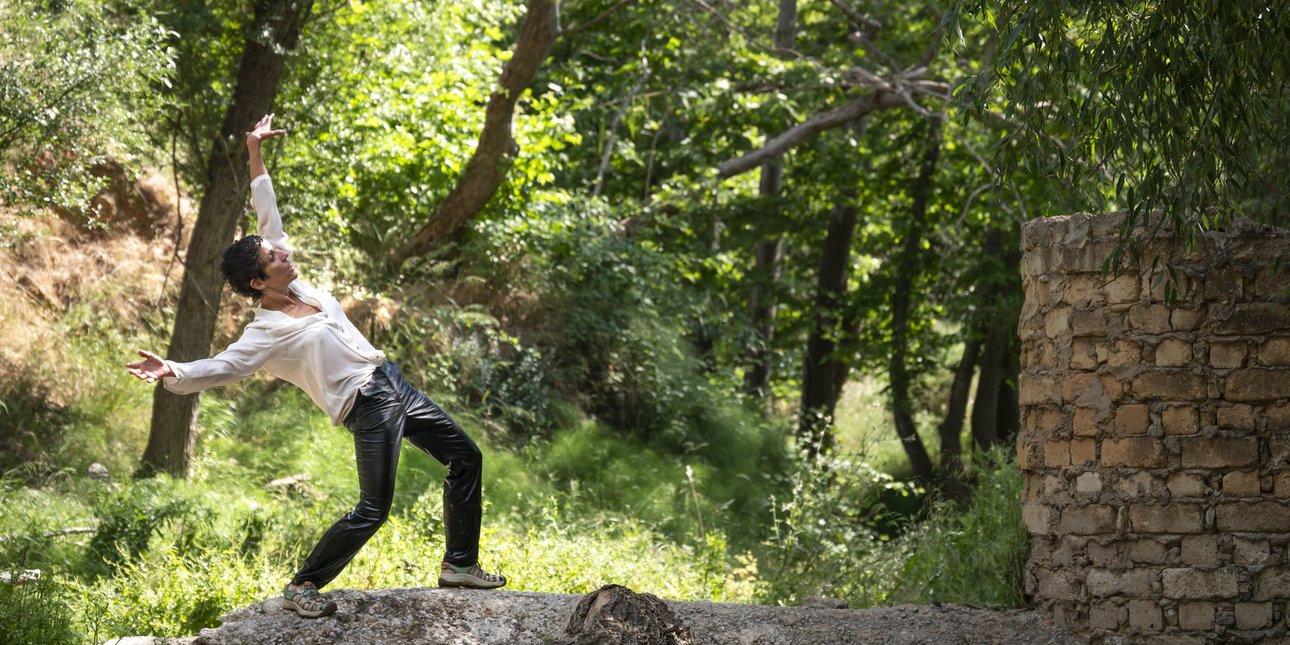 χορευτης στη φυση