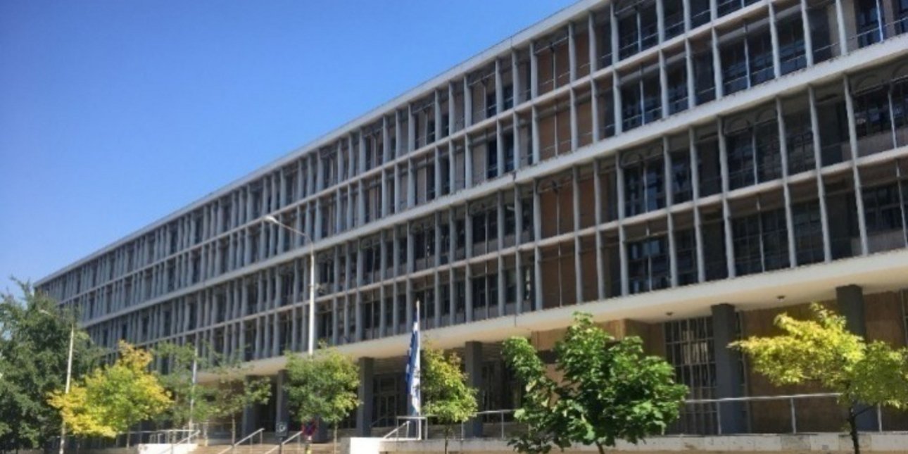 Θεσσαλονίκη: Μειώθηκε η ποινή του 44χρονου για τον θάνατο του 82χρονου θετού του πατέρα από ξυλοδαρμό -Επέστρεψε στη φυλακή