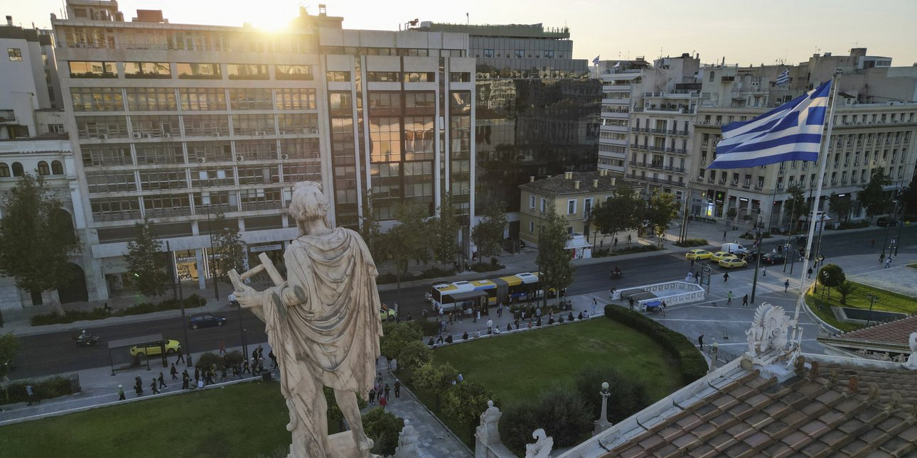 Οι προβλέψεις του ΟΟΣΑ για την Ελλάδα: Ισχυρή ανάπτυξη, αλλά και κραδασμοί από τη Μ. Ανατολή -Συστάσεις για τις φοροαπαλλαγές